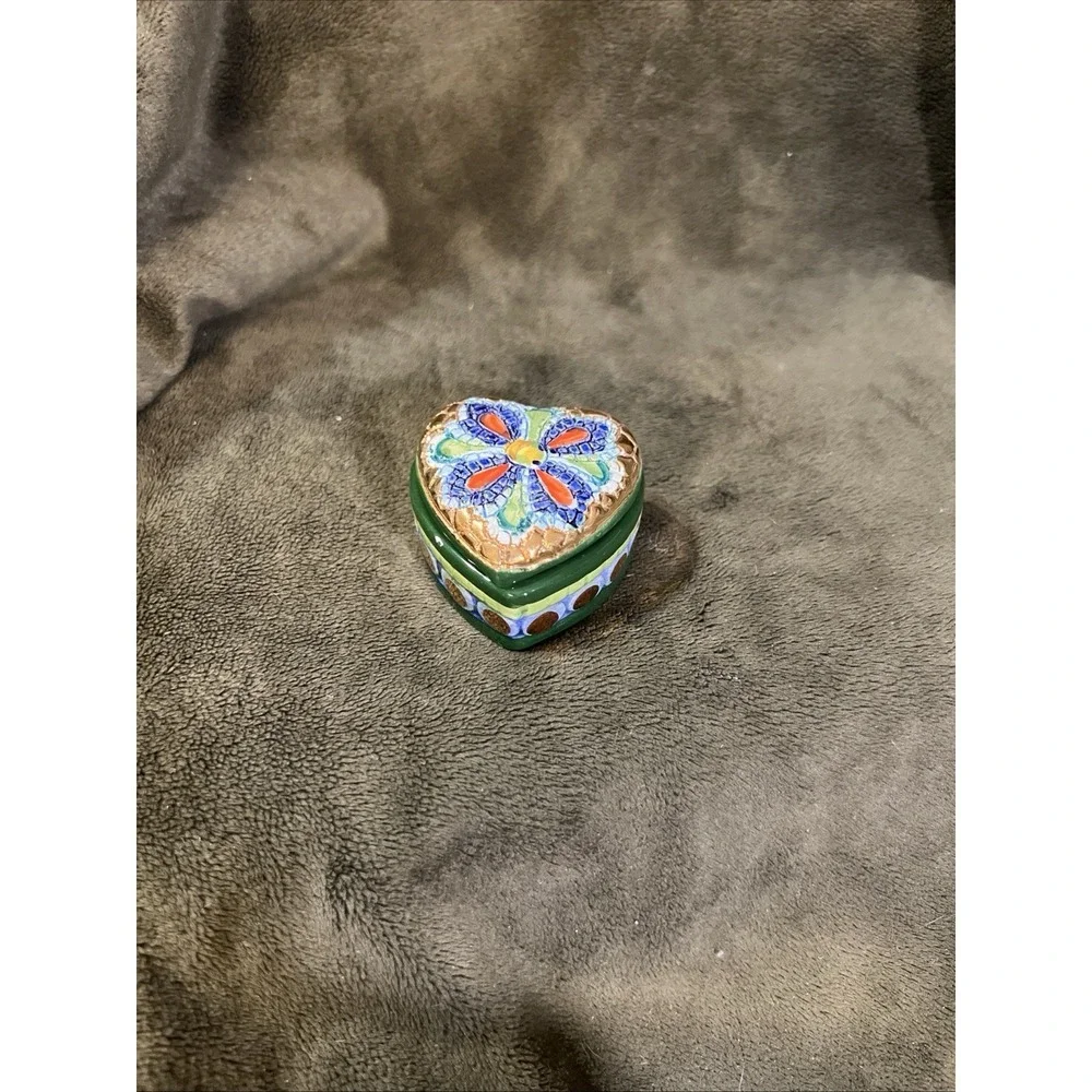 Lavorato A Mano In Oro Zecchino Mosaic Heart Trinket Box Hand painted Gold(1969)